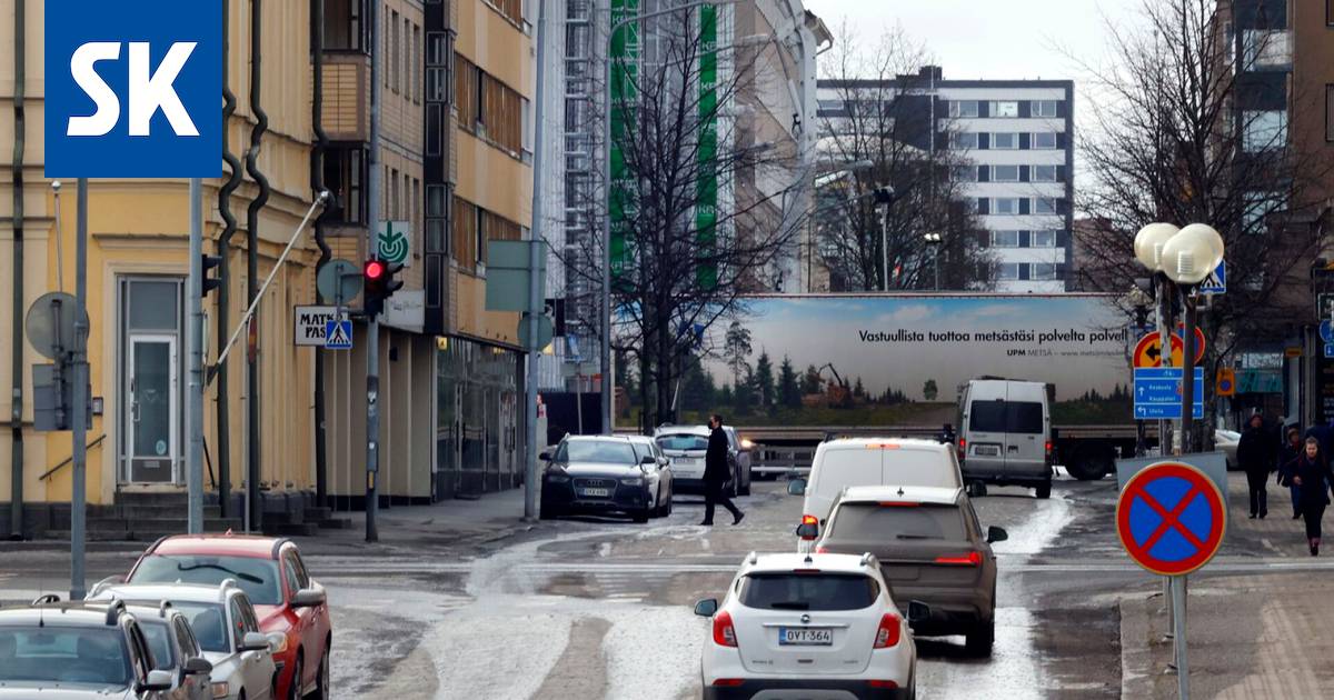 Keski-Porin kirkon kulman liikennevalot uusitaan kesällä – paikalla  sijaitsivat aikanaan Porin ensimmäiset liikennevalot - Porilaine -  Satakunnan Kansa